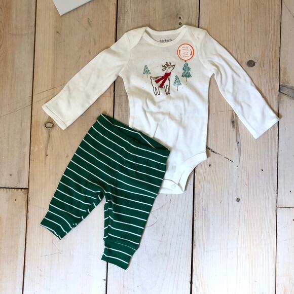 Carter's NWOT Christmas Reindeer Sleeper and Pants White Green Size 3M - Picture 1 of 5